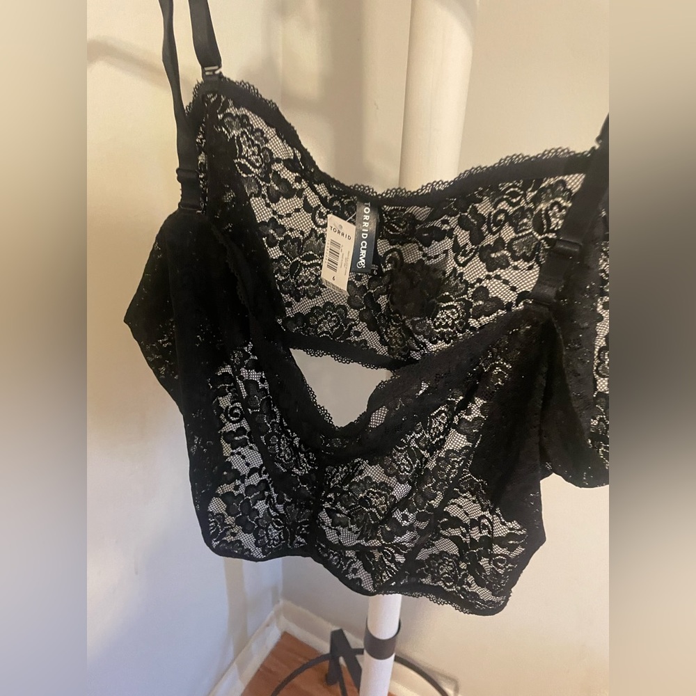 Black Lace Bralette NWT Torrid Curve size 6
